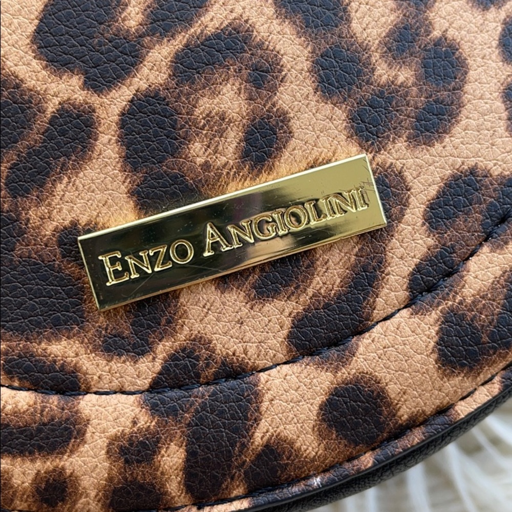 Leopard Round Bag - Picture 4 of 4
